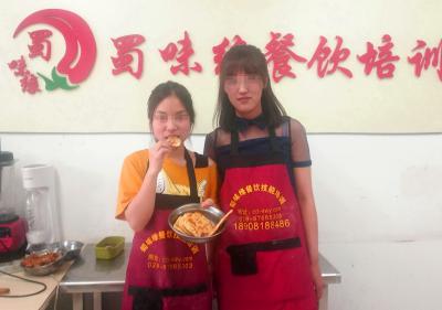 特色小吃培訓(xùn),南充鍋盔技術(shù)培訓(xùn)哪里好？