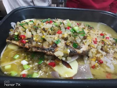 地道重慶萬州烤魚技術培訓，外焦里嫩回味無窮