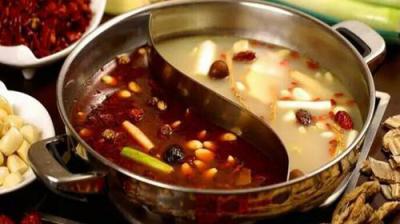 四川火鍋底料技術(shù)哪里好？免費(fèi)提供開(kāi)店技術(shù)指導(dǎo)