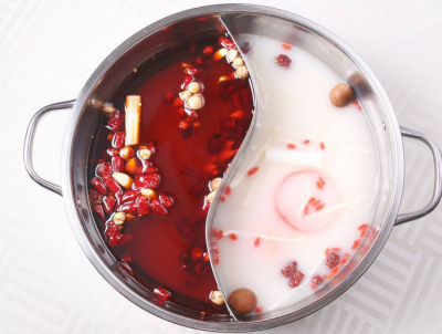 四川學(xué)習(xí)正宗鴛鴦火鍋技術(shù)培訓(xùn)多少錢？手對(duì)你進(jìn)行教學(xué)