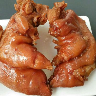 成都涼鹵技術(shù)培訓(xùn)班哪里好？理論常識(shí)與操作實(shí)踐相配合