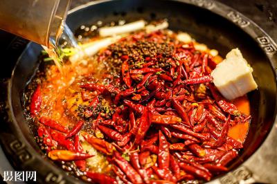 川味火鍋技術(shù)培訓(xùn)學(xué)校多少錢(qián)？采用一對(duì)一大廚教學(xué)