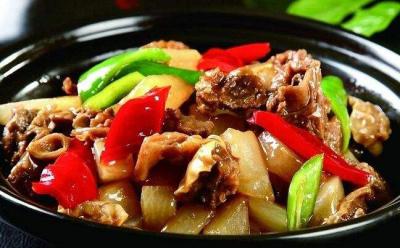 特色砂鍋菜技術(shù)培訓(xùn)多少錢(qián)？辣椒醬的制作