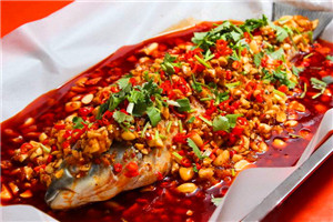 四川麻辣紙包魚技術(shù)培訓(xùn)多少錢？正宗紙包魚培訓(xùn)中心