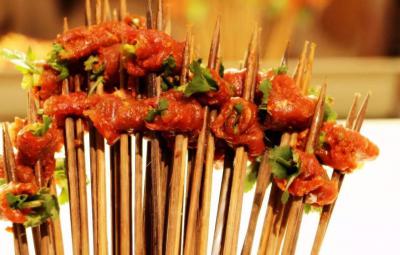 四川火鍋串串技術(shù)培訓(xùn)哪家味道好？糍粑辣椒的制造辦法