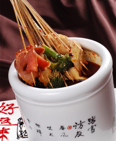 四川串串香技術(shù)做法哪里一對一教學(xué)？火鍋勾兌方法技巧