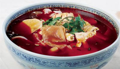 四川專業(yè)冒菜配方訓(xùn)練多少錢？冒菜訓(xùn)練班湯料熬制