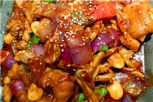 麻辣干鍋雞技能訓練哪家正宗？l理論實料操作結(jié)合