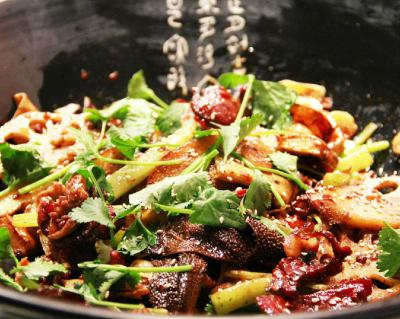  麻辣香鍋技術(shù)培訓(xùn)班哪里好？紅油和老油的處理方法