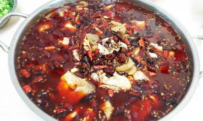 成都餐飲培訓，成都哪里學習正宗魚火鍋技術(shù)？