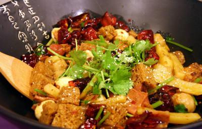 成都小吃技術(shù)培訓班，麻辣香鍋技術(shù)培訓創(chuàng)業(yè)哪里好？
