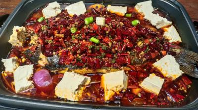 正宗烤魚培訓學校有哪些？成都學燒烤烤魚哪里有培訓班？