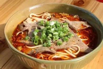 面食技術(shù)培訓(xùn)班哪里學(xué)？尋找面食技術(shù)培訓(xùn)中心