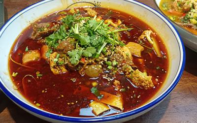 冒菜培訓(xùn)多少錢？  冒菜培訓(xùn)多少錢？