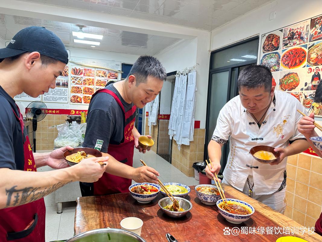 有哪些培訓(xùn)面食機(jī)構(gòu)_培訓(xùn)面食技術(shù)班_面食技術(shù)培訓(xùn)哪里好一點(diǎn)